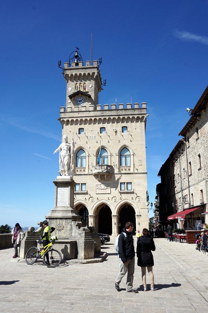 DSC00110.JPG - 01 San Marino