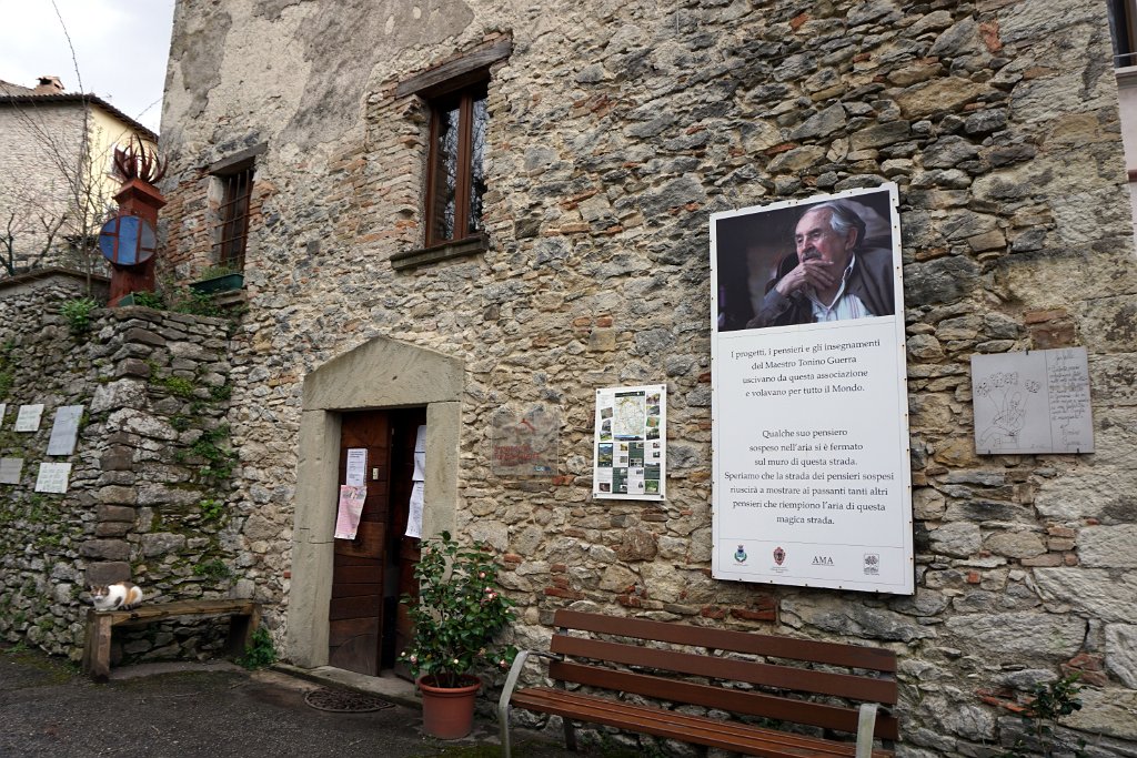 DSC00142.JPG - 10 Pennabilli, museo Tonino Guerra
